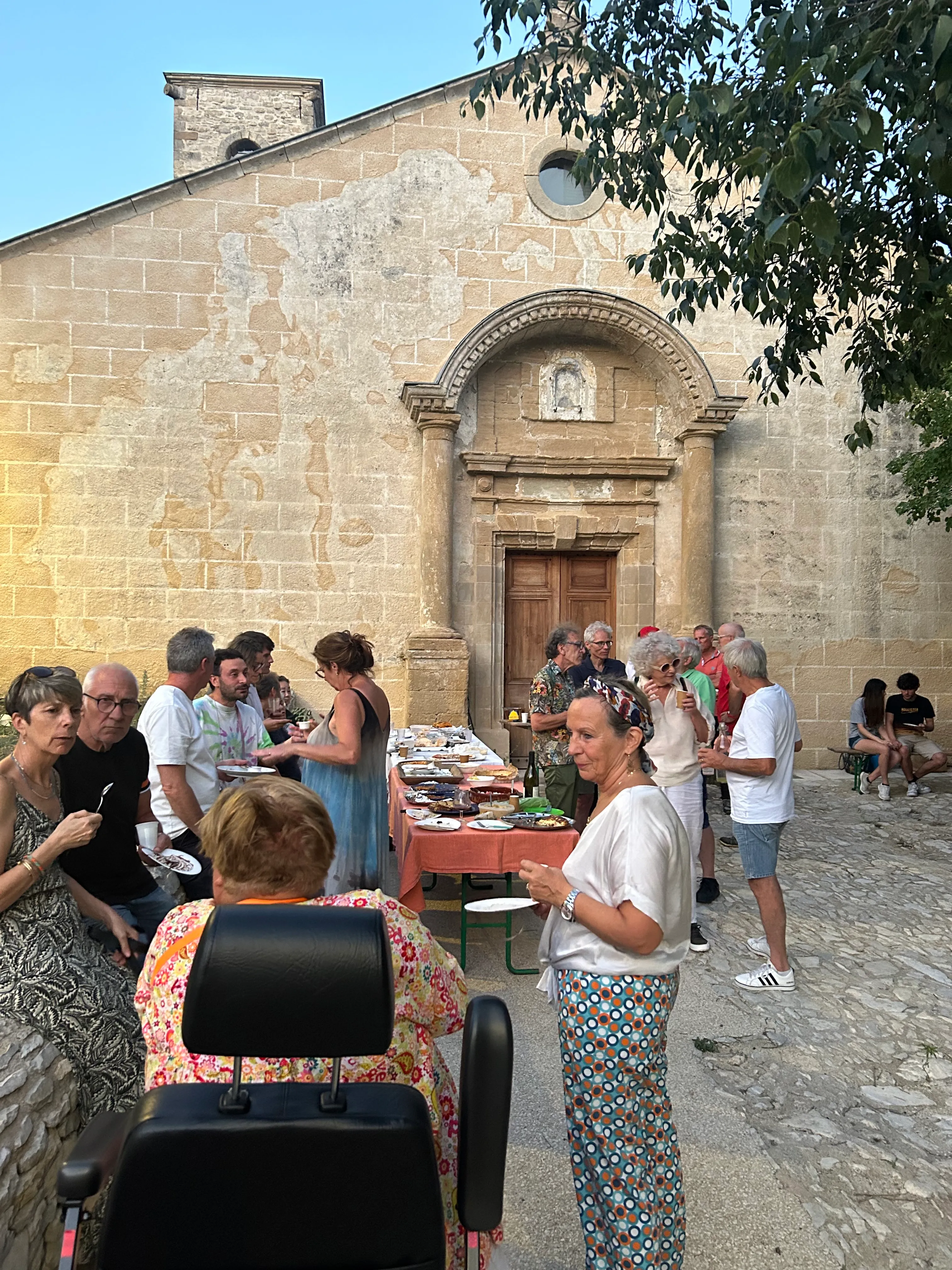 Dîner de quartier juillet 2024