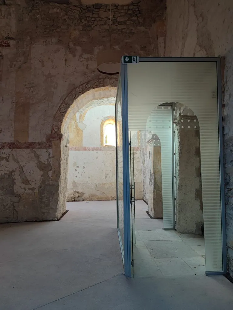 Intérieur de l'ancienne église Saint-André